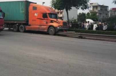 Đôi nam nữ gặp nạn trên đường phượt, một người tử vong