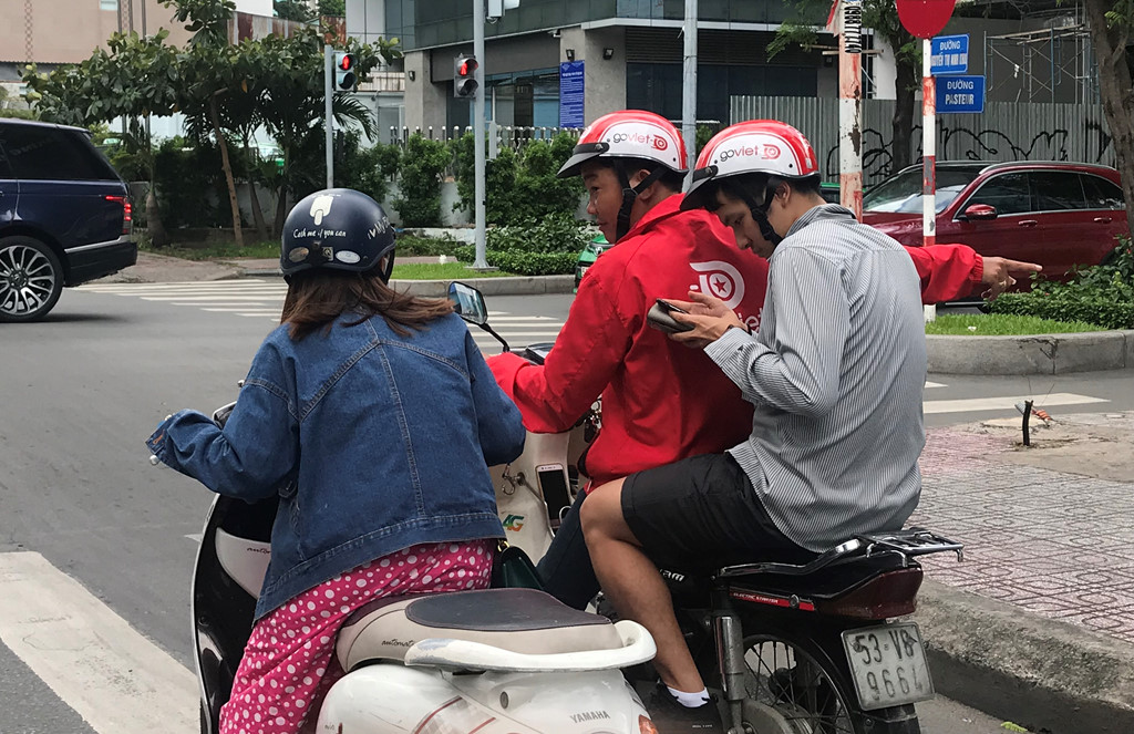 Cuộc đua mới của xe ôm công nghệ ở Sài Gòn