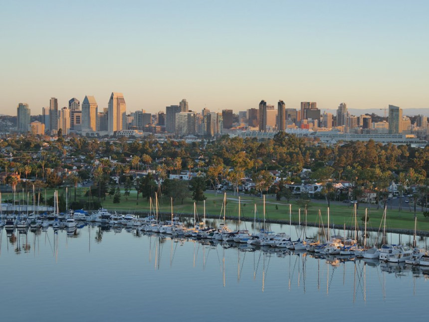 Khối tài sản 200 triệu USD của TNS John McCain đến từ đâu?