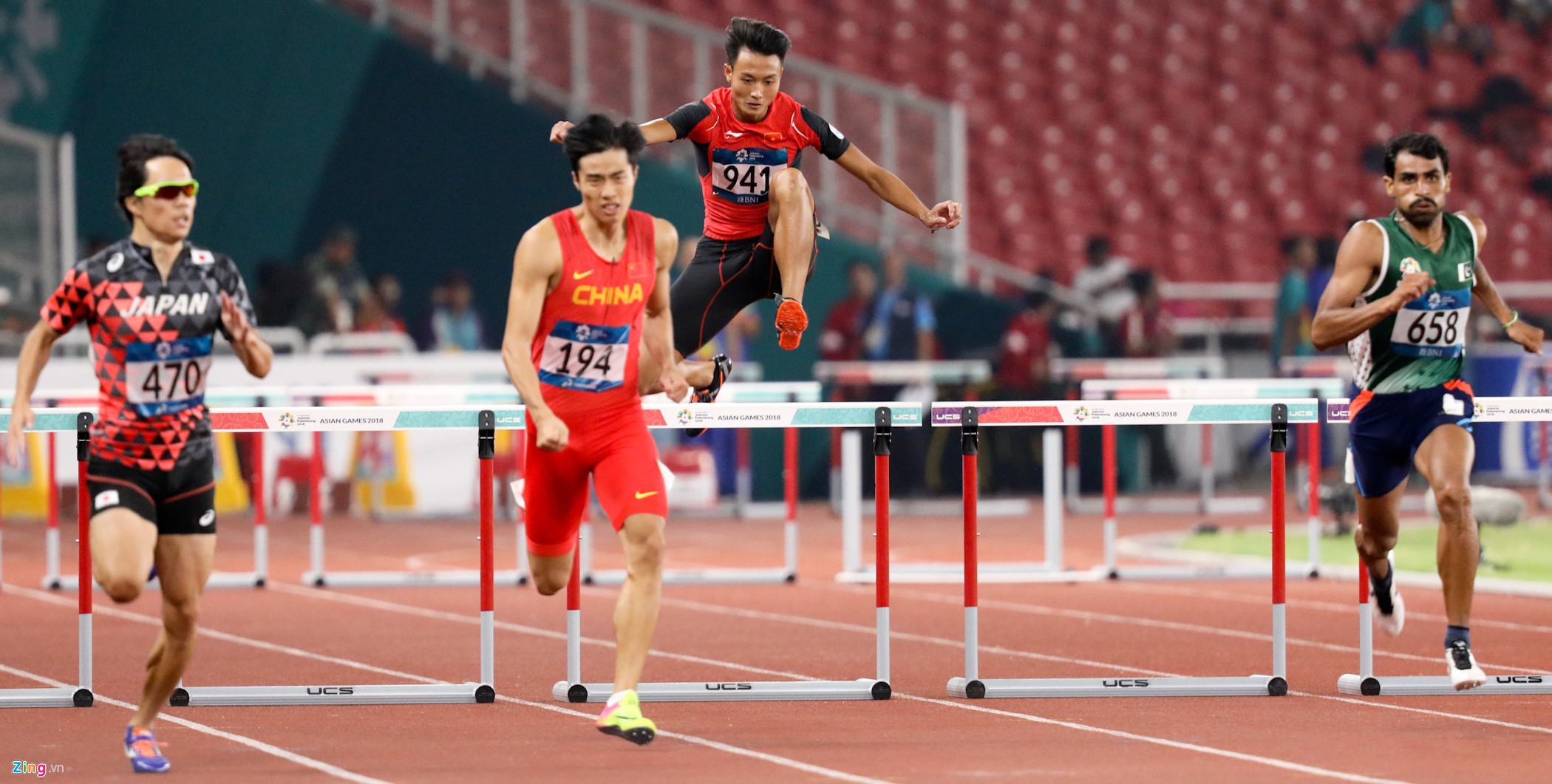 Quách Công Lịch bỏ cuộc sau 20 m, điền kinh khép lại một ngày tồi tệ