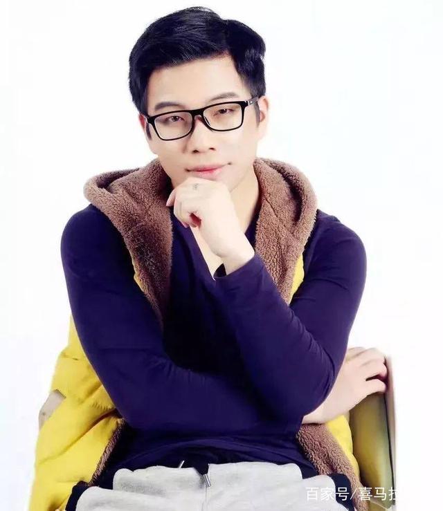 Ngồi kể chuyện ma, 9x đút túi tiền tỷ mỗi tháng