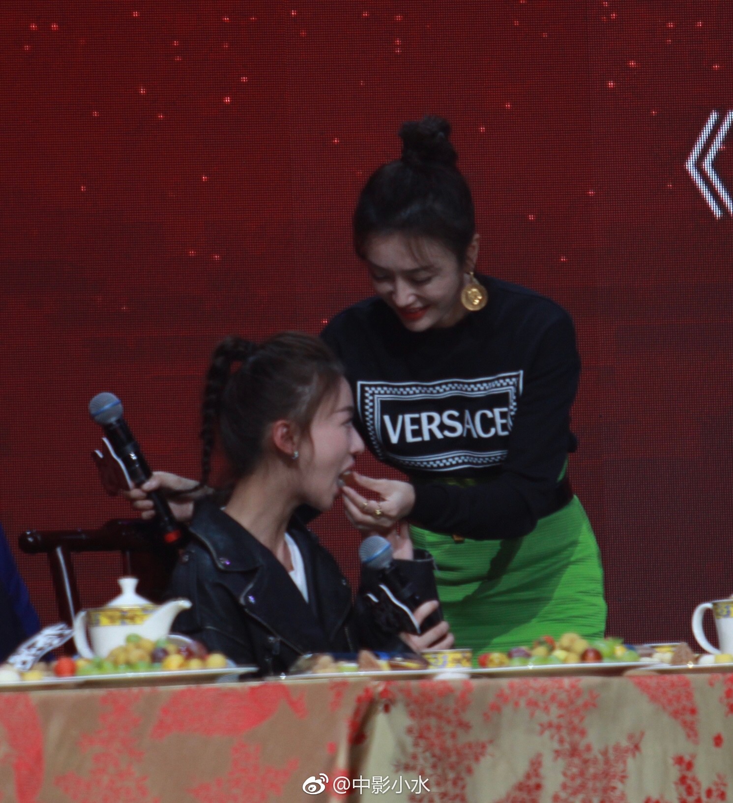 Fan tan chảy vì Ngụy Anh Lạc bật khóc sau câu nói của Phó Hằng trong tiệc mừng Diên Hy Công Lược