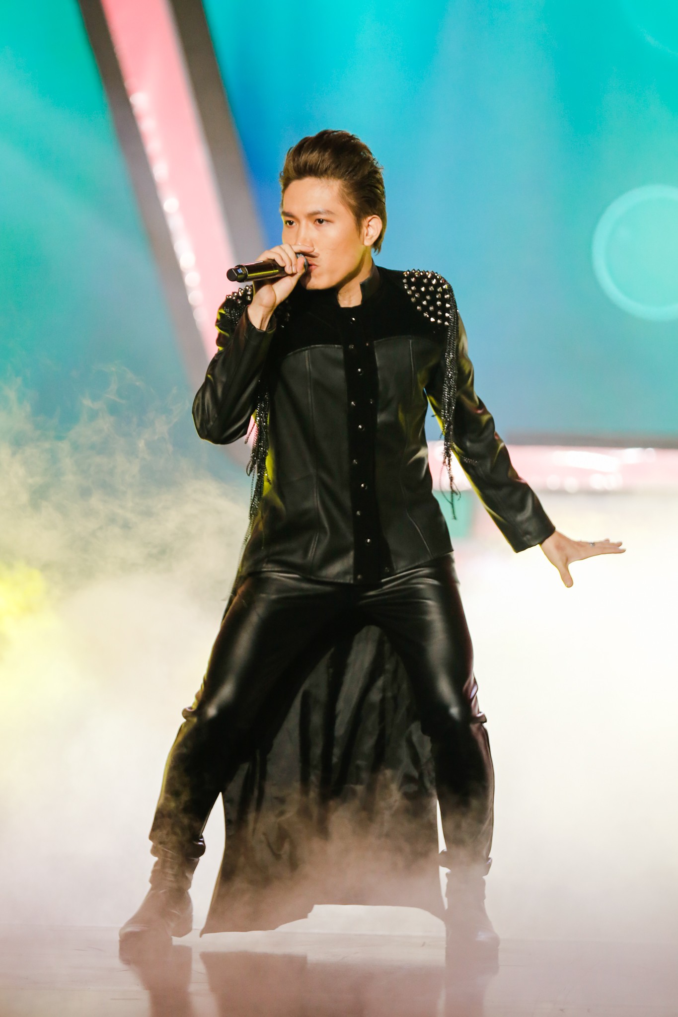 Gương mặt thân quen tập 12: Hóa Xúy Vân khiến Đàm Vĩnh Hưng hoảng hốt nhưng Hà Thu vẫn phải tiếc nuối ra về