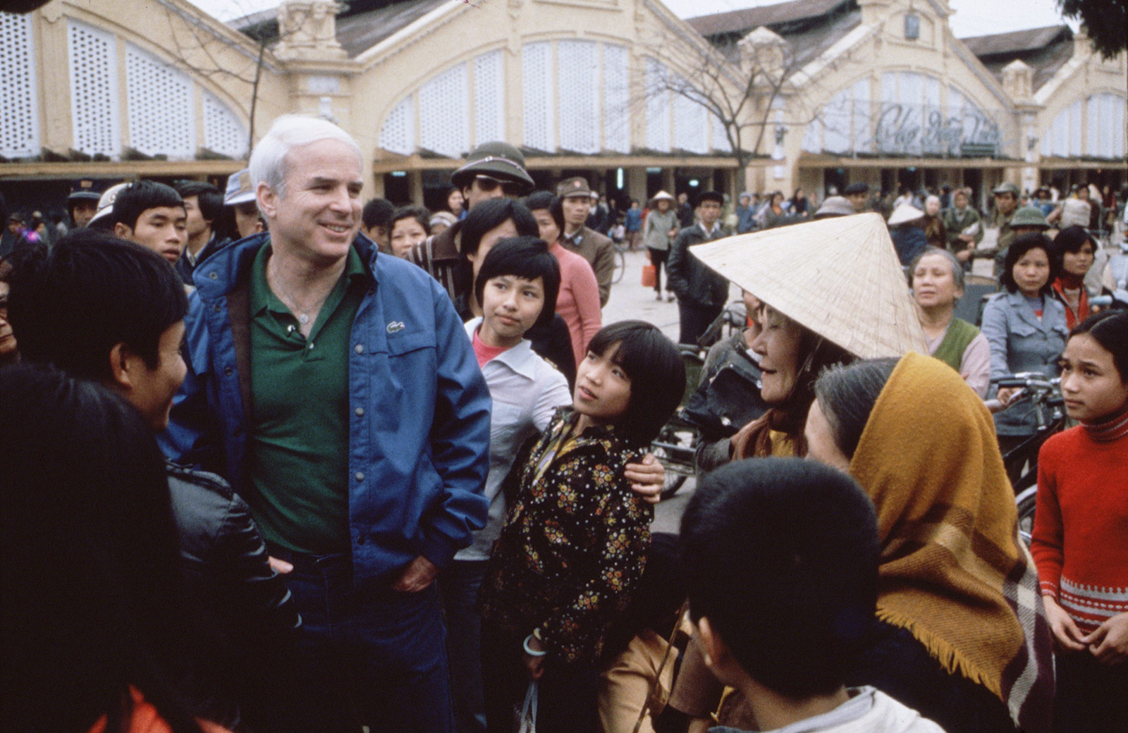 Cuộc đời John McCain qua ảnh