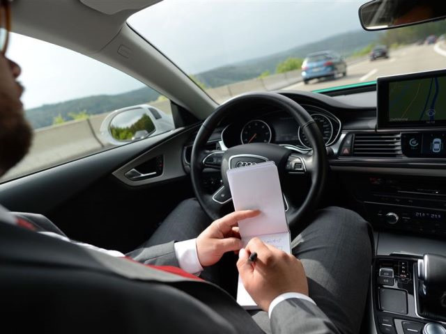 Bạn có tự nhận thấy dấu hiệu stress khi lái xe?