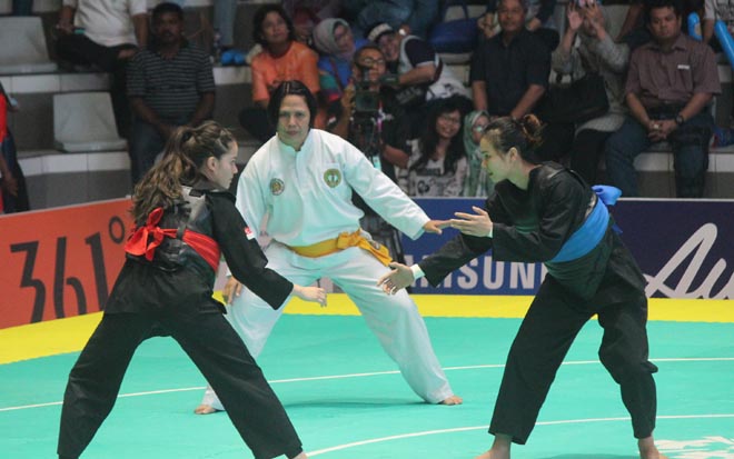 Võ sỹ Việt ra đòn, thêm một người đẹp bị hạ đo ván môn pencak silat ASIAD