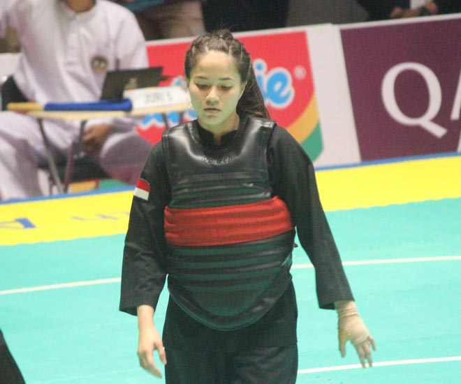Võ sỹ Việt ra đòn, thêm một người đẹp bị hạ đo ván môn pencak silat ASIAD