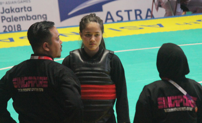 Võ sỹ Việt ra đòn, thêm một người đẹp bị hạ đo ván môn pencak silat ASIAD