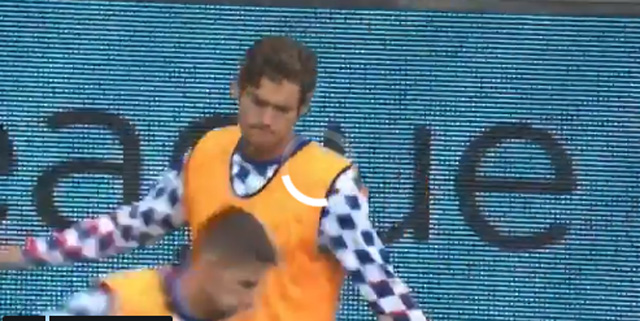 Chelsea nhọc nhằn hạ Newcastle trong ngày Yedlin sắm vai người hùng và tội đồ