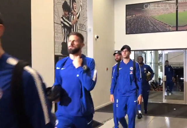 Chelsea nhọc nhằn hạ Newcastle trong ngày Yedlin sắm vai người hùng và tội đồ