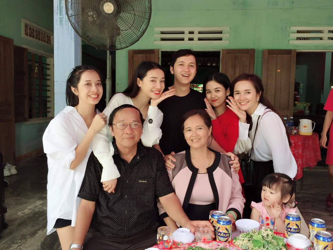 Chia sẻ đầu tiên của Nhã Phương sau lễ đính hôn bí mật với Trường Giang