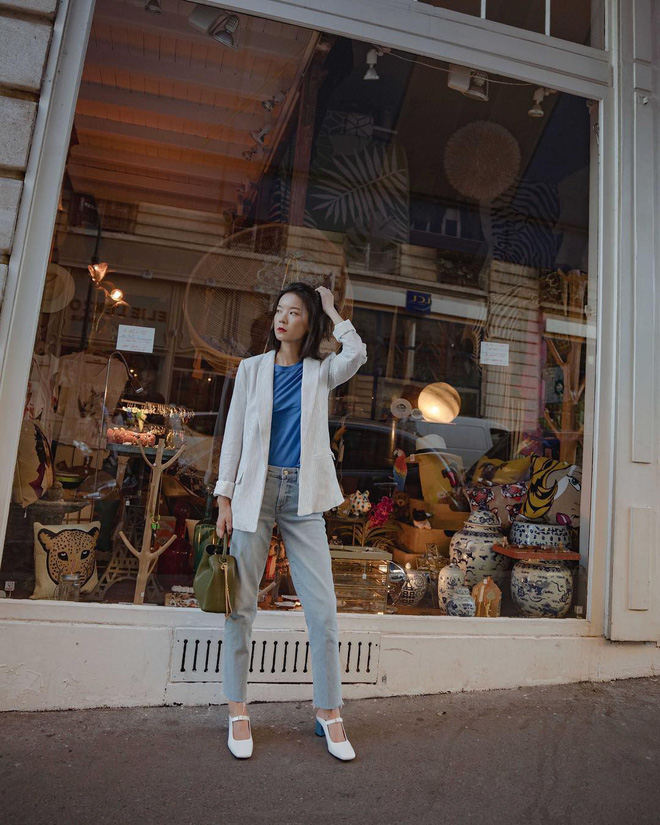 Quả đúng là biểu tượng thời trang huyền thoại, mẫu jeans Công nương Diana hay diện ngày ấy chính là kiểu quần jeans cực hot bây giờ