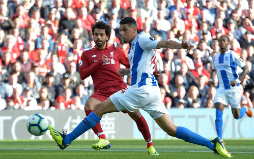 Salah giúp Liverpool chiếm ngôi đầu từ Man City