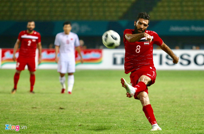 Văn Toàn ghi bàn đưa Olympic Việt Nam vào bán kết ASIAD 2018