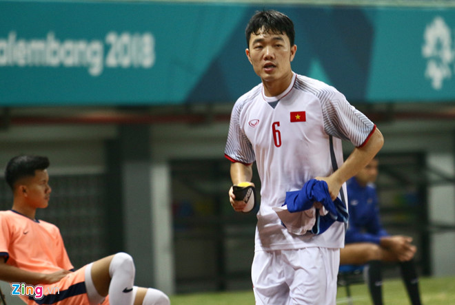 Văn Toàn ghi bàn đưa Olympic Việt Nam vào bán kết ASIAD 2018