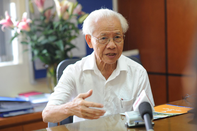 Xôn xao cách đánh vần lạ cho học sinh lớp 1, GS Hồ Ngọc Đại: 49 tỉnh đã thực hiện