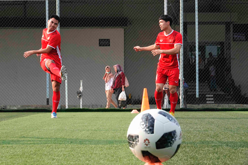 HLV Park Hang-seo: Đức Huy và Xuân Trường sẽ gánh vác nhiệm vụ ở giữa sân