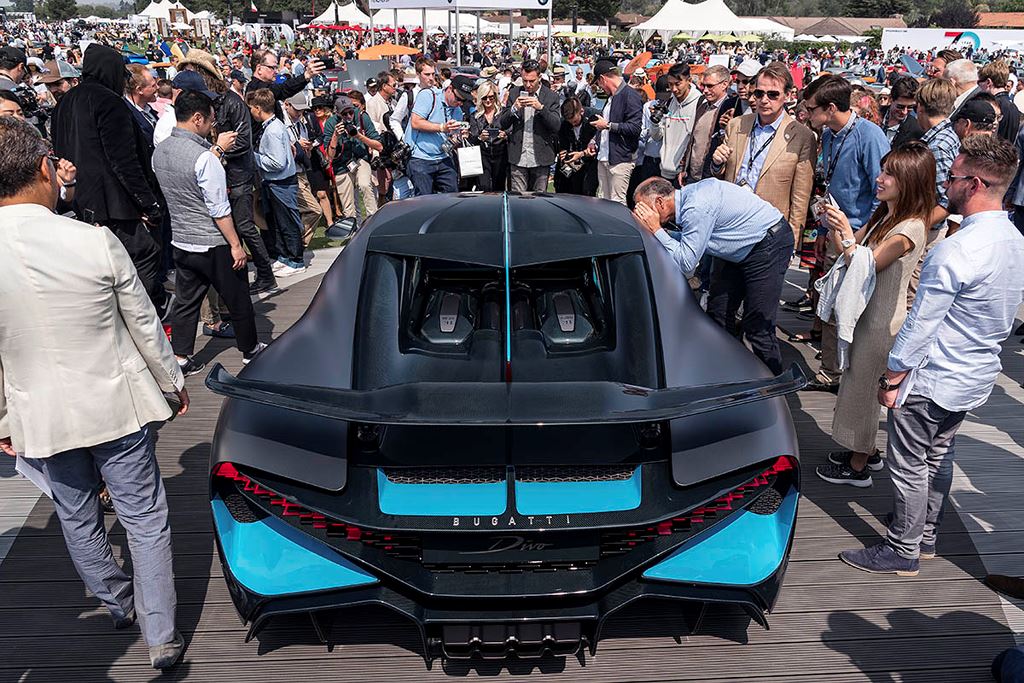 Cận cảnh siêu phẩm Bugatti Divo giá 135 tỷ nhưng cháy hàng