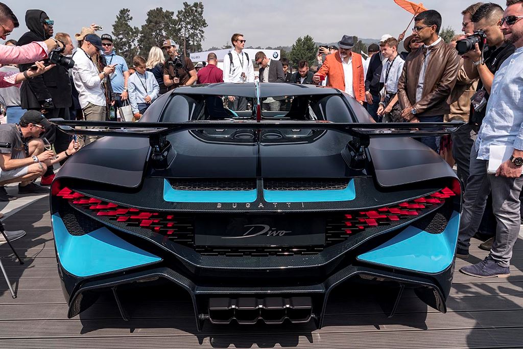 Cận cảnh siêu phẩm Bugatti Divo giá 135 tỷ nhưng cháy hàng