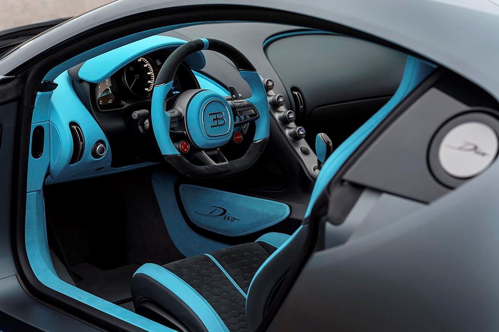 Cận cảnh siêu phẩm Bugatti Divo giá 135 tỷ nhưng cháy hàng