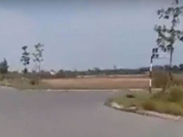 Tôi bế tắc vì mua đất nơi hoang vu trong đợt sốt bất động sản