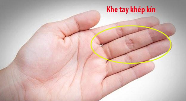 Phụ nữ có đặc điểm này ở bàn tay: Tiền đã vào thì không có đường ra, cả đời sang giàu