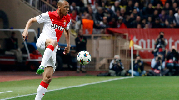 Fabinho tiết lộ lý do chưa thể chính thức ra mắt Liverpool