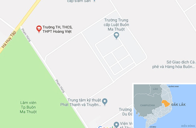 Phụ huynh đi họp cho con, hơn 500 ôtô đậu kín đường