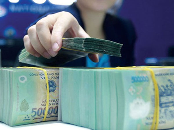 Ngân hàng Nhà nước yêu cầu giảm hạn mức rút tiền về đêm