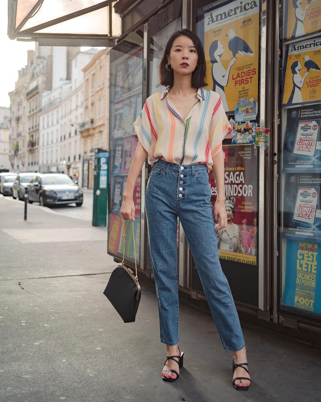 4 món đồ denim cứ mặc lên là trẻ ra vài tuổi, và quan trọng là chẳng bao giờ lo lỗi mố