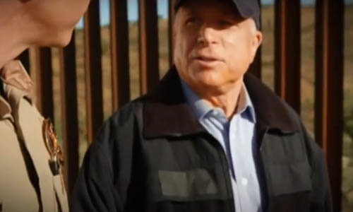 Những quyết định lớn trong cuộc đời John McCain