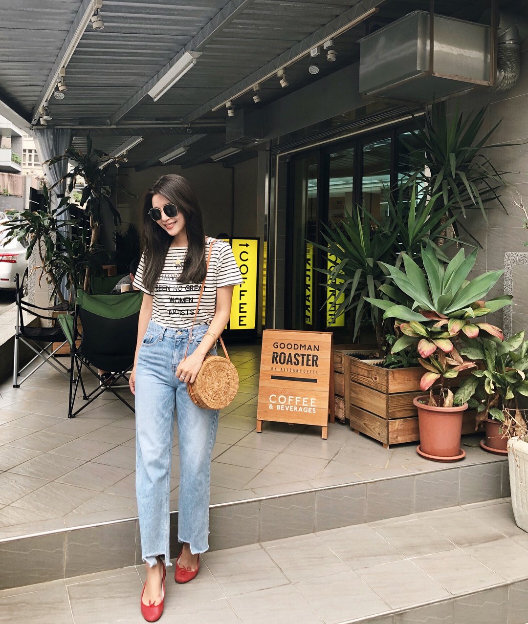 5 công thức biến hóa với quần jeans mà các nàng cứ diện lên là đẹp và chất