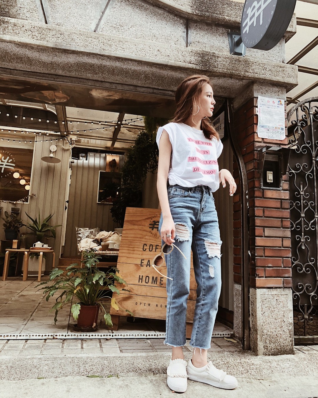 5 công thức biến hóa với quần jeans mà các nàng cứ diện lên là đẹp và chất
