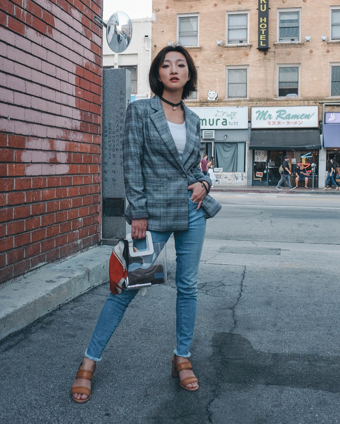 5 công thức biến hóa với quần jeans mà các nàng cứ diện lên là đẹp và chất