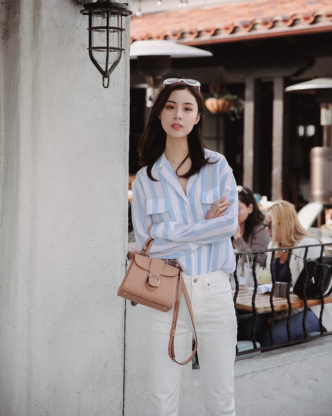 5 công thức biến hóa với quần jeans mà các nàng cứ diện lên là đẹp và chất