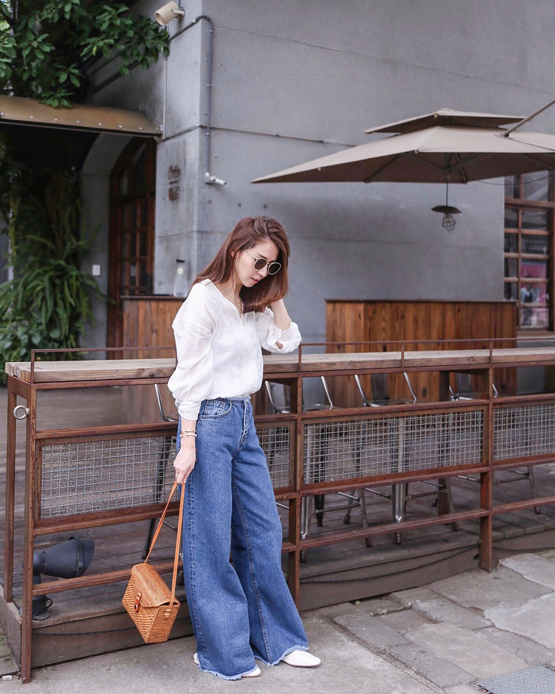 5 công thức biến hóa với quần jeans mà các nàng cứ diện lên là đẹp và chất