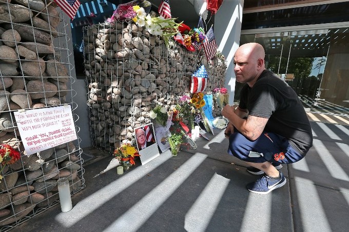 Người Mỹ tiếc thương John McCain