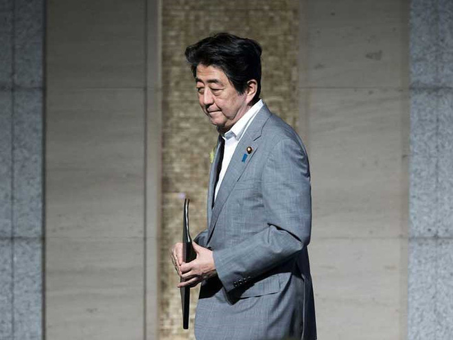 Abe và kỷ nguyên lãnh đạo lịch sử