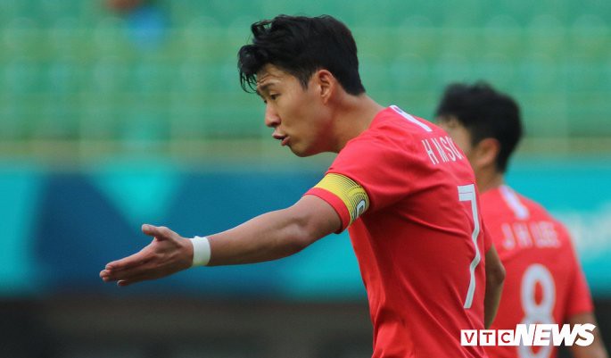 Khắc nghiệt như nghĩa vụ quân sự ở Hàn Quốc: Cầu thủ bóng đá nổi tiếng cũng không ngoại lệ