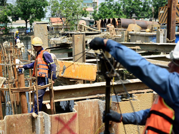 Dự án chống ngập 10.000 tỷ dừng thi công, phải cầu cứu Thủ tướng