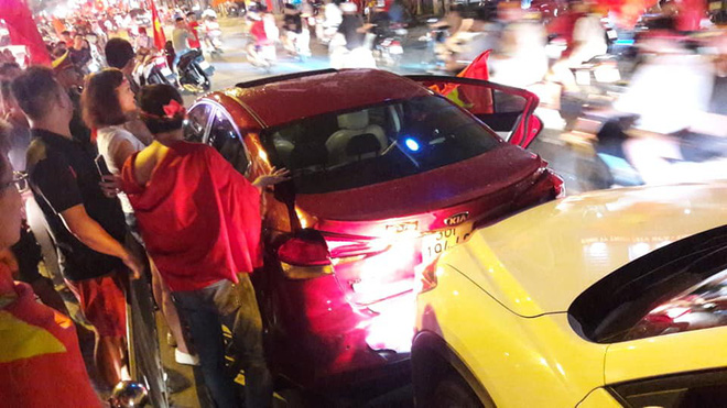 Màn dự đoán tỉ số trận U23 Việt Nam - U23 Syria của chiếc xe khách khiến dân mạng thích thú