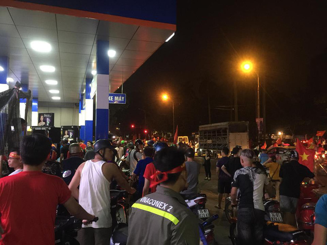 Màn dự đoán tỉ số trận U23 Việt Nam - U23 Syria của chiếc xe khách khiến dân mạng thích thú