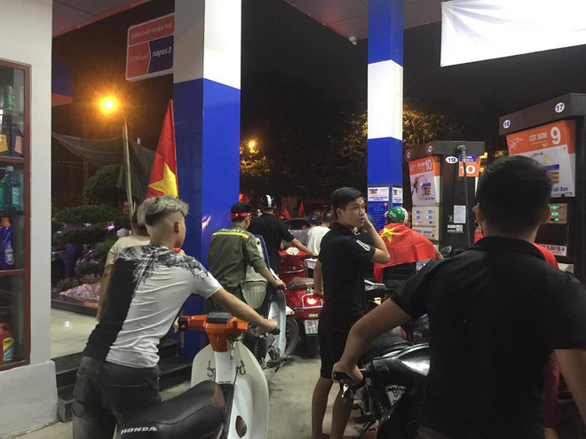 Màn dự đoán tỉ số trận U23 Việt Nam - U23 Syria của chiếc xe khách khiến dân mạng thích thú