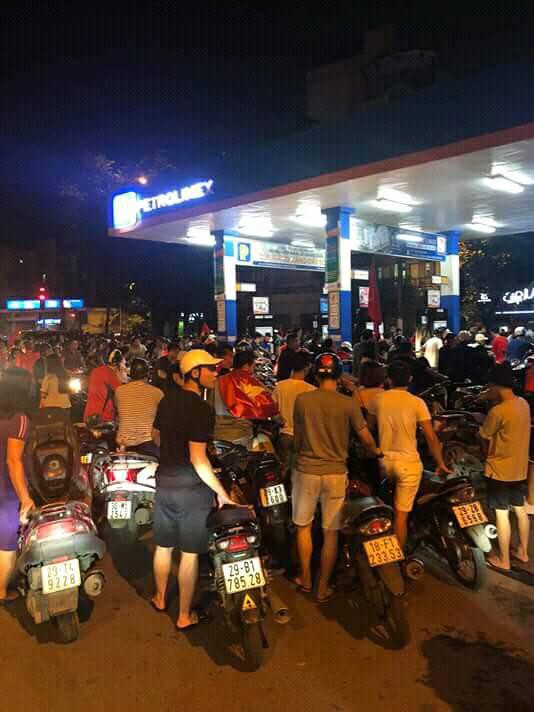 Màn dự đoán tỉ số trận U23 Việt Nam - U23 Syria của chiếc xe khách khiến dân mạng thích thú