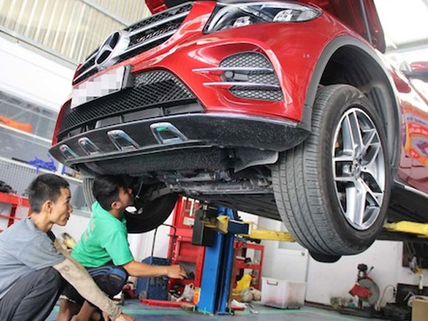 Mercedes Việt Nam: GLC xịt gầm không thể vào nước