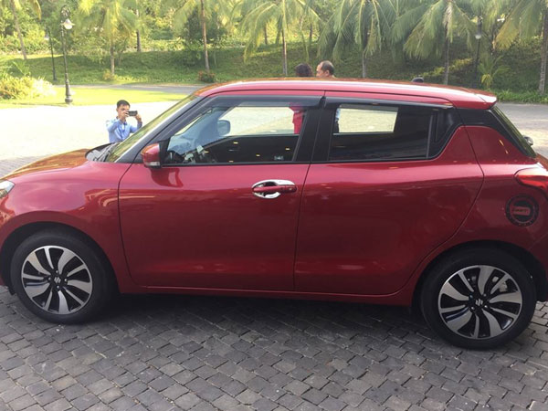 Ô tô 175 triệu gây sốt Ấn Độ bất ngờ xuất hiện ở Việt Nam, đại lý báo giá ‘sốc’