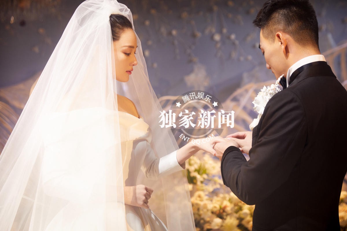 Chùm ảnh đẹp xúc động trong đám cưới tình địch Phạm Băng Băng và sĩ quan đặc công điển trai như nam thần