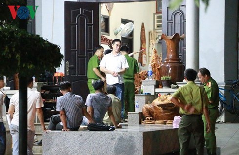 Mánh khóe tiếp tay cho trùm gỗ lậu Phượng râu của Hạt trưởng Hạt kiểm lâm