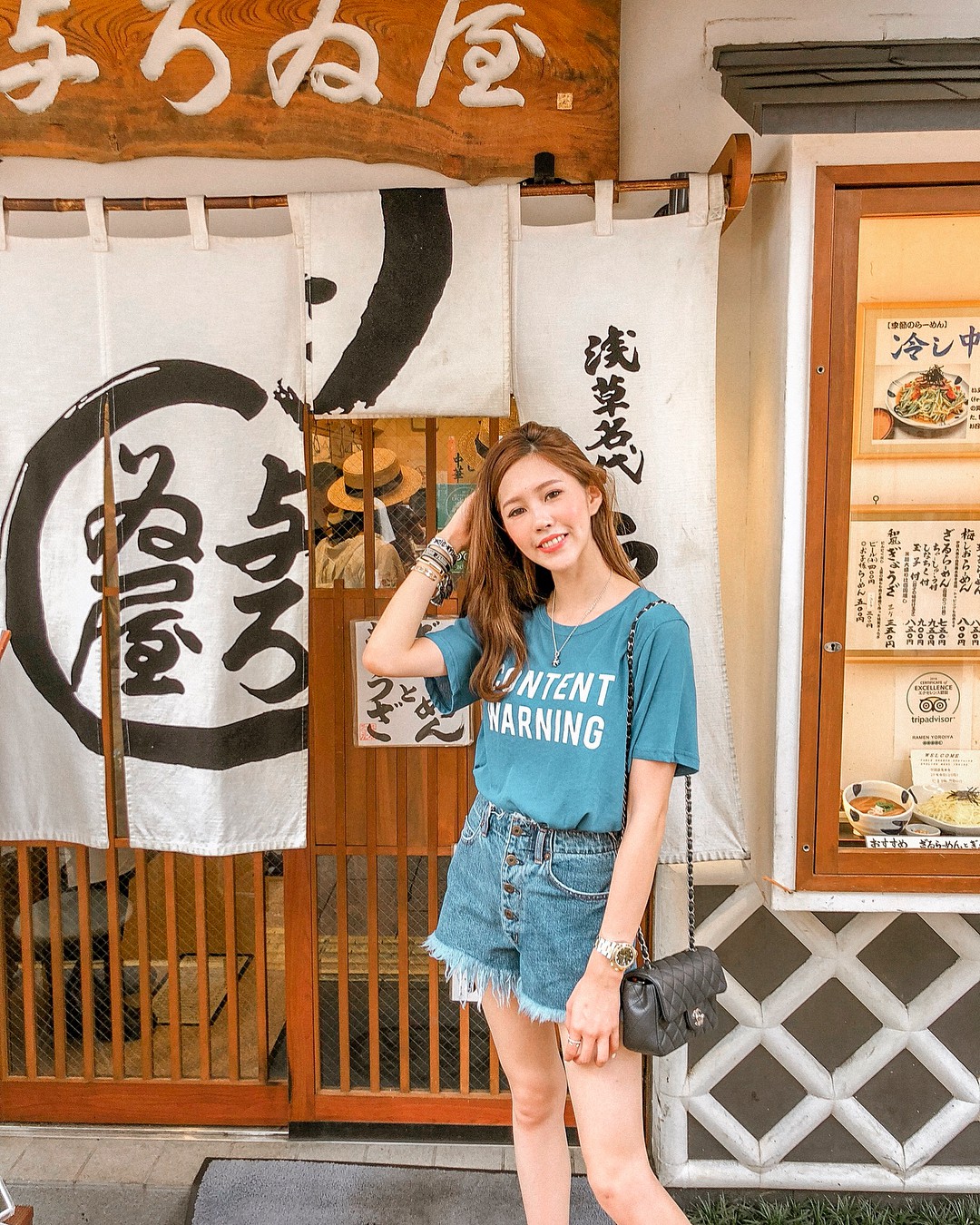 Dù U30 hay U40 thì với 4 tips diện đồ này, các nàng sẽ có ngay vẻ ngoài trẻ hơn cả vài tuổi