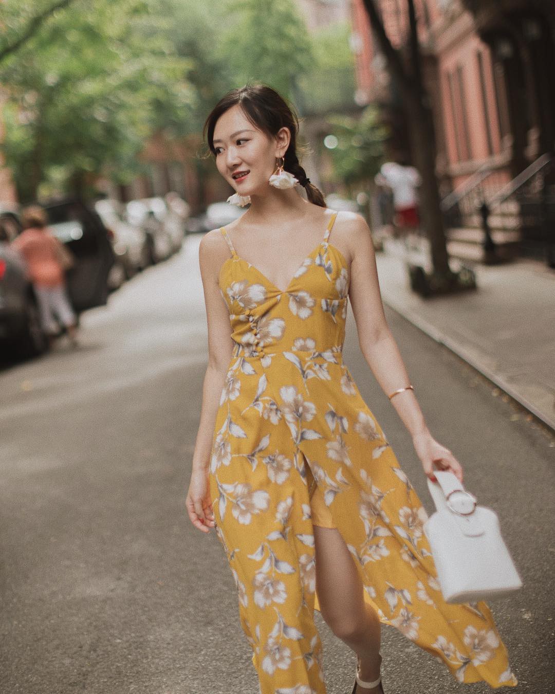 Dù U30 hay U40 thì với 4 tips diện đồ này, các nàng sẽ có ngay vẻ ngoài trẻ hơn cả vài tuổi